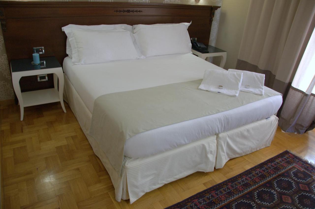 Smart Hotel Gallery House Palermo Exterior photo